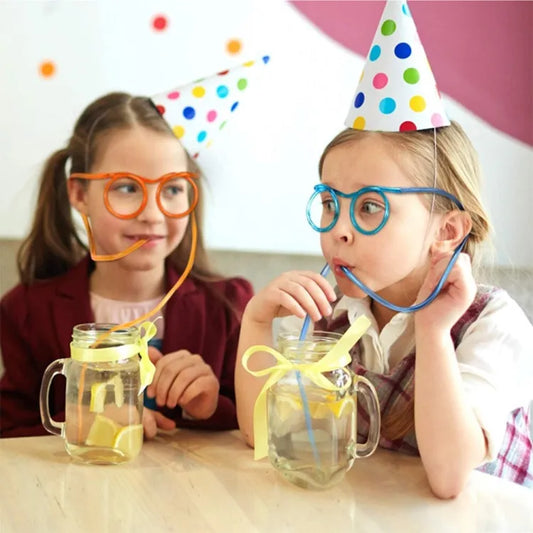 Funny Drinking Glasses with Flexible Straws – Fun Party Drinking Glasses (Random Colour)
