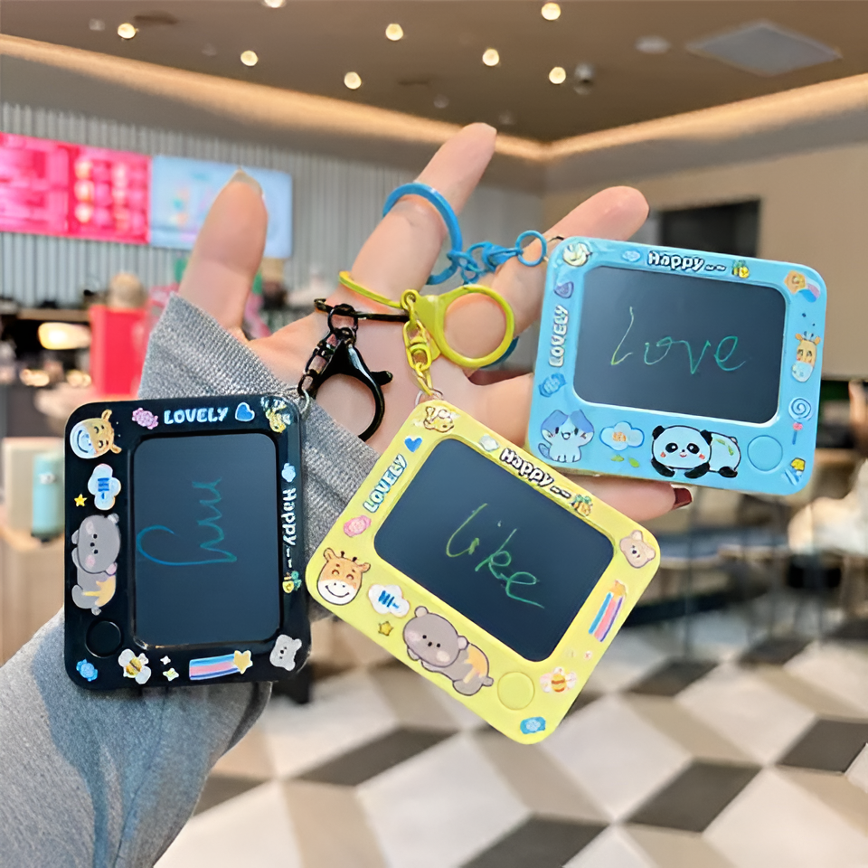 Mini Graffiti Board Keychain – Reusable LCD Writing Tablet & Cartoon Bag Pendant (Random Colour)