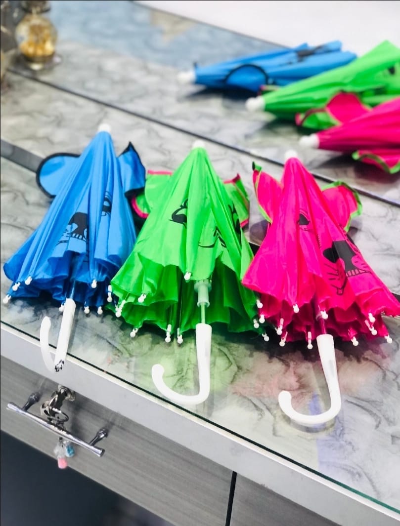Kids Cartoon Umbrella – Lightweight Rain Umbrella for Boys & Girls (Random Design)